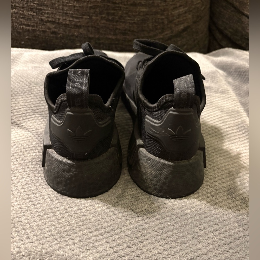 Adidas NMD R1 (triple black) - Picture 3 of 5